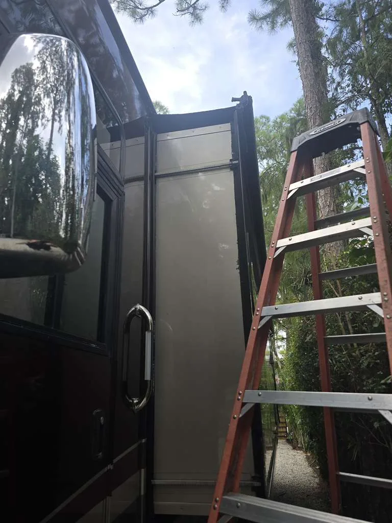 RV slide-out repair Apopka FL